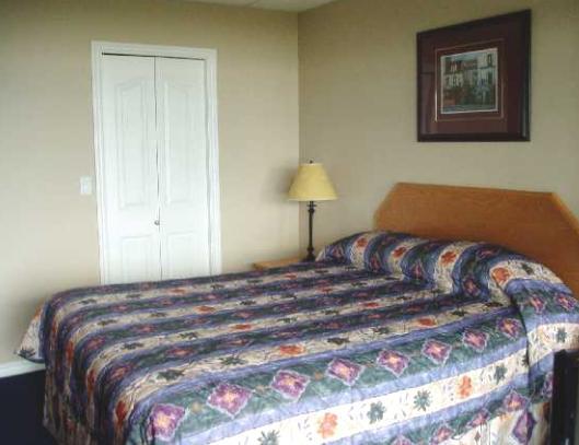 Casa Loma Lakeshore Resort West Kelowna Room photo